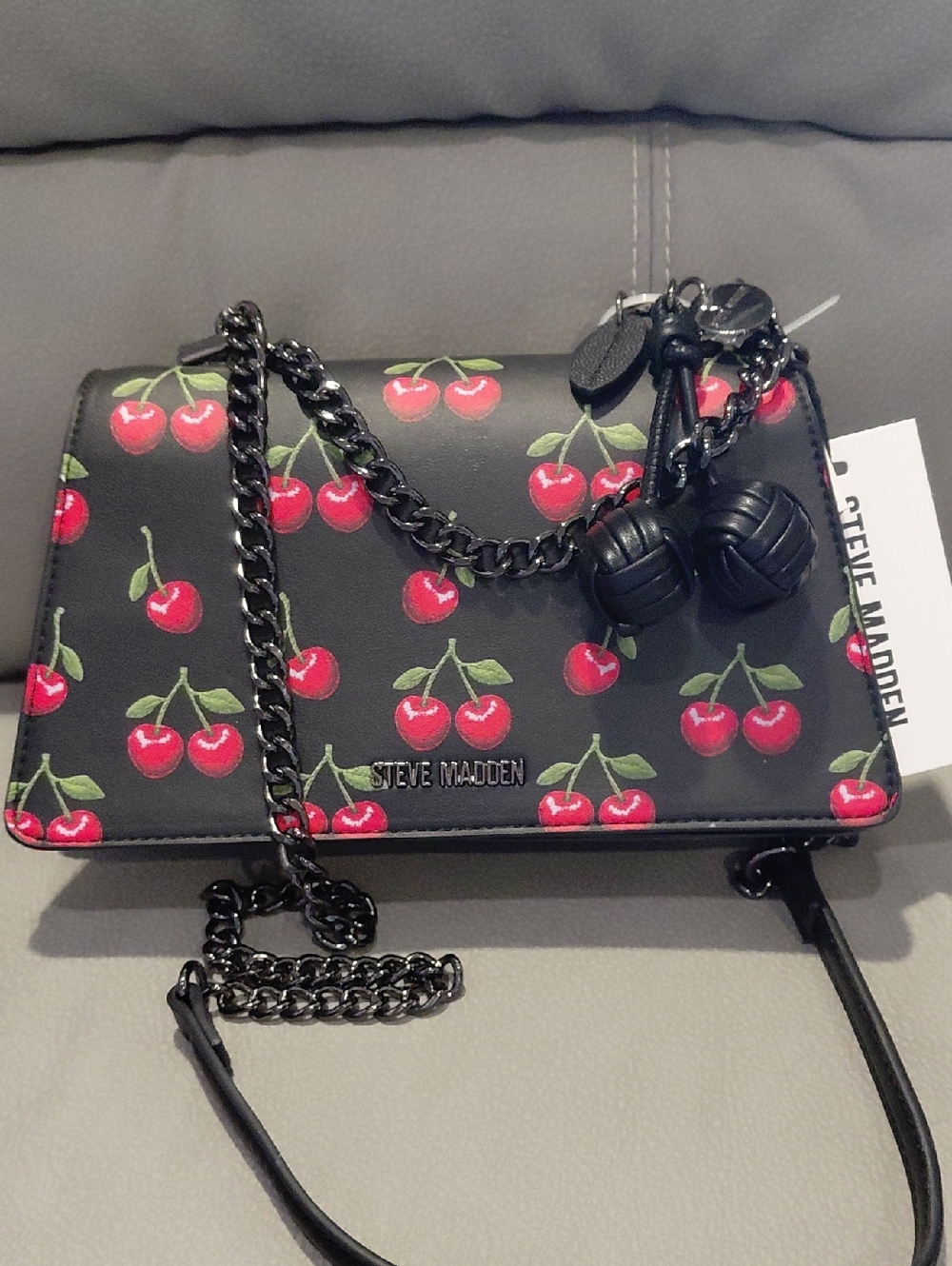 STEVE MADDEN CHERRIES CROSSBODY - Picture 3 of 12